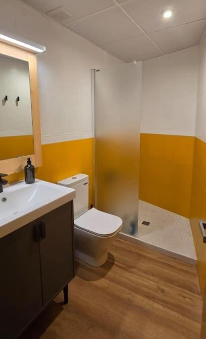 Estudio De Diseno Con Parking En El Centro *