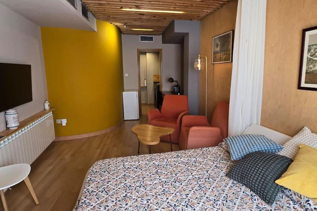 Apartament Estudio De Diseno Con Parking En El Centro *